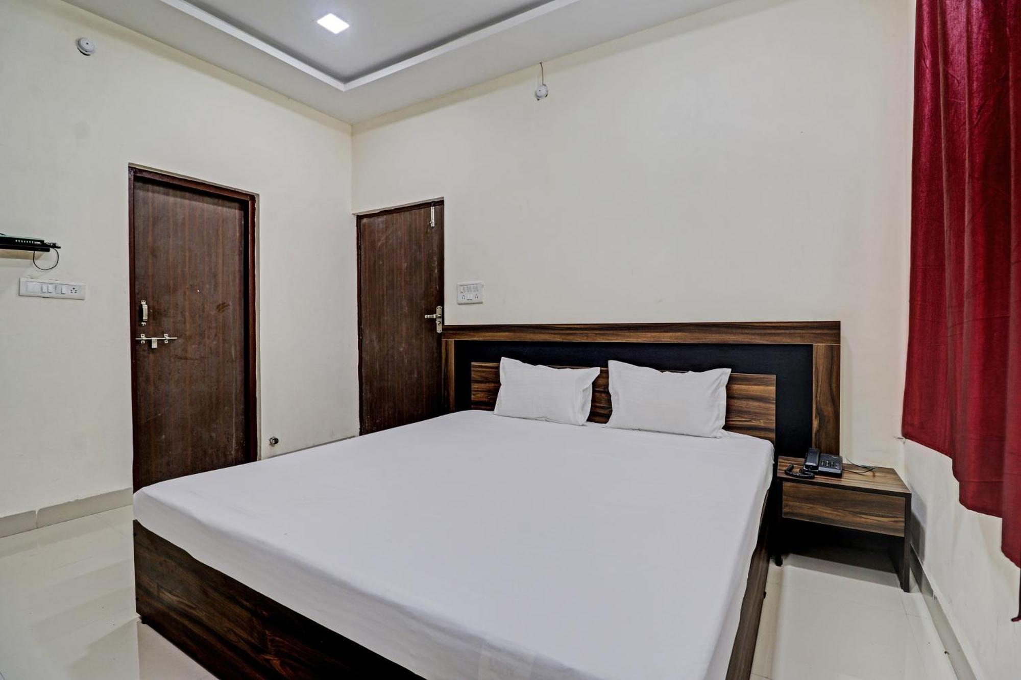 Hotel O Midway Treat Dhar Dhār Exterior foto