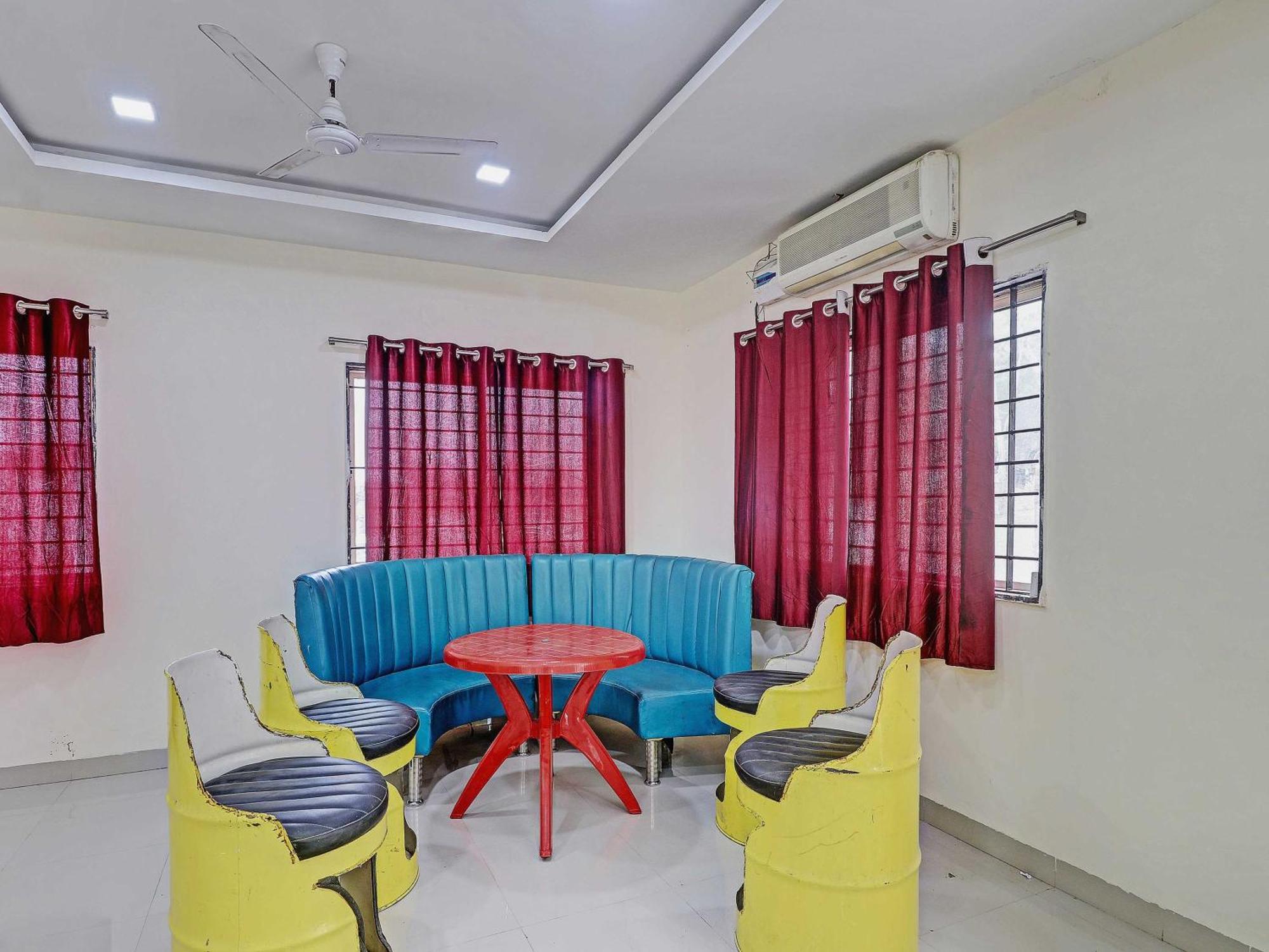 Hotel O Midway Treat Dhar Dhār Exterior foto
